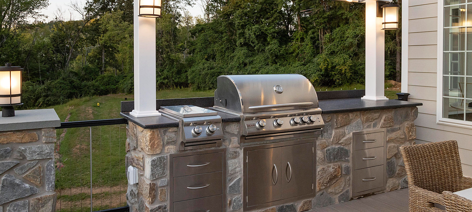 Outdoor Kitchen